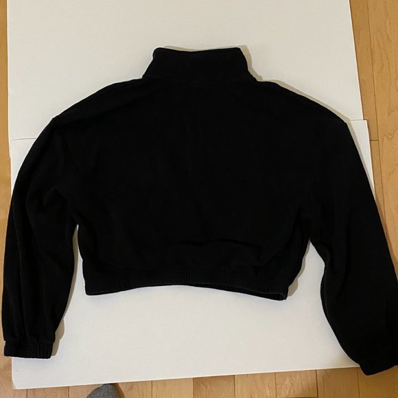 black sweater, garage, womens large - Picture 2 of 3